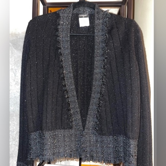 CHANEL Vintage  🌟 Cashmere blend 100% AUTHENTIC - Picture 3 of 16